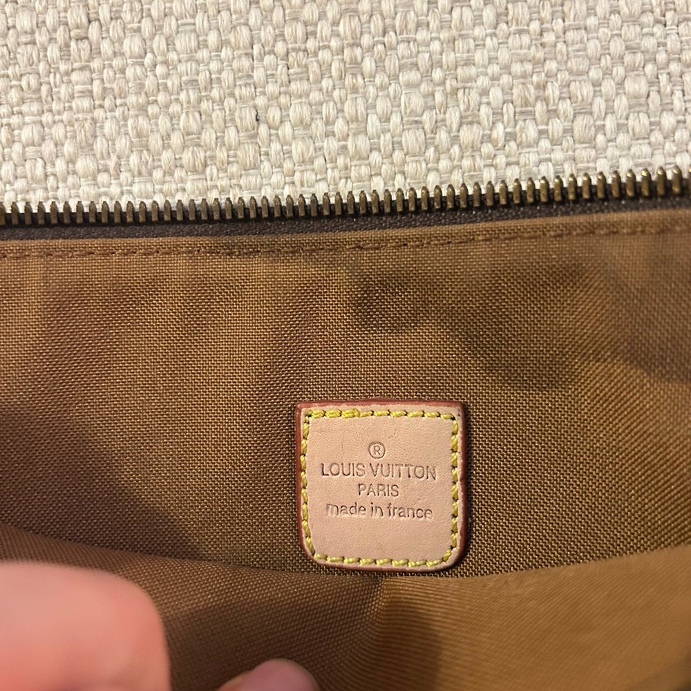 Louis Vuitton Monogram Green and Brown Shoulder Bag - Picture 2 of 2